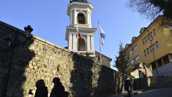 COVID-19: Η κατάσταση στις χώρες που συνορεύουν με την Ελλάδα COVID-19: Η κατάσταση στις χώρες που συνορεύουν με την Ελλάδα