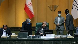 نمایندگان مجلس ایران طرح سه فوریتی تعطیلی کشور را از دستور کار خارج کردند