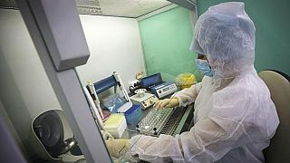تلاش پژوهشگران اروپایی برای ساخت واکسن مقابله با کرونا از ۴۰ واکسن بالقوه