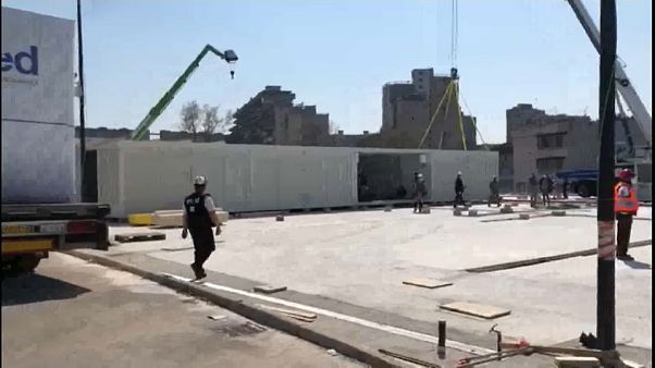 Napoli da record: nuovo ospedale da campo in pochi giorni Napoli da record: nuovo ospedale da campo in pochi giorni