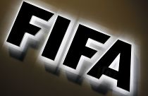 Логотип ФИФА на здании штаб-квартиры в Цюрихе