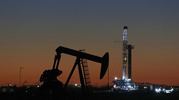ABD'nin Teksas eyaletinde bir petrol rafinerisi ABD'nin Teksas eyaletinde bir petrol rafinerisi
