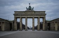 Almanya'nın başkenti Berlin'in sembollerinden Brandenburg Kapısı