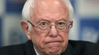 Felfüggesztette demokrata elnökjelölti kampányát Bernie Sanders