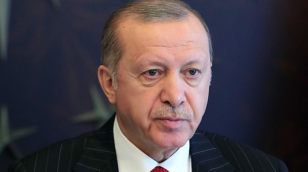 Erdoğan'dan Türk Konseyi'ne koronavirüs mesajı: Bu süreçten güçlenerek çıkacağız Erdoğan'dan Türk Konseyi'ne koronavirüs mesajı: Bu süreçten güçlenerek çıkacağız