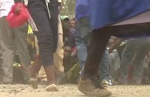 کرونا و گرسنگی؛ حاشیه‌نشینان فقیر نایروبی با هجوم‌جمعیت گرفتار شدند
