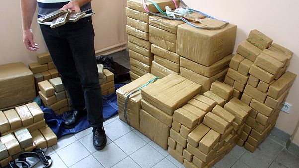 Fransa'da uyuşturucu operasyonu Fransa'da uyuşturucu operasyonu