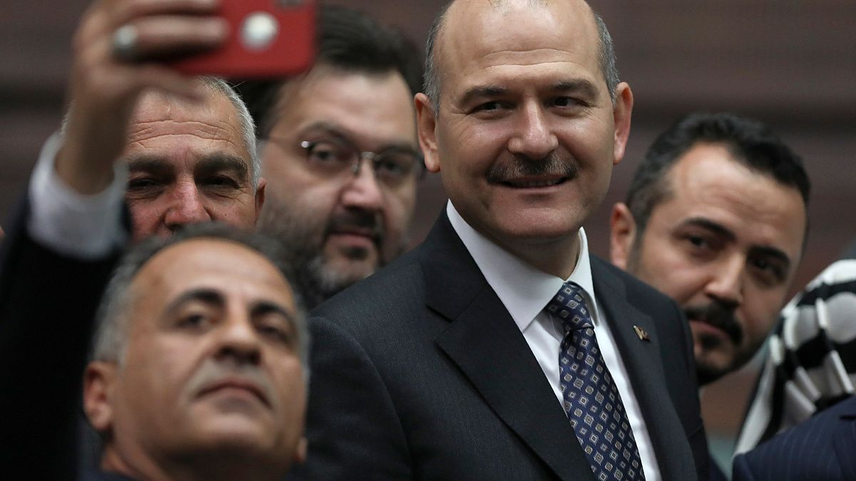Τουρκία - Covid-19: Δεν έγινε δεκτή η παραίτηση του υπουργού Εσωτερικών 
