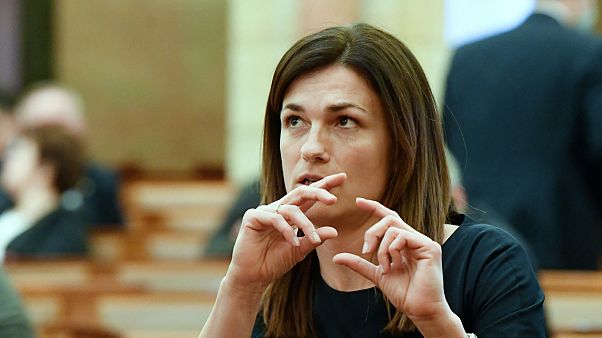 Varga Judit igazságügyi miniszter az Országgyűlés plenáris ülésén 2020. március 24-én. Varga Judit igazságügyi miniszter az Országgyűlés plenáris ülésén 2020. március 24-én.