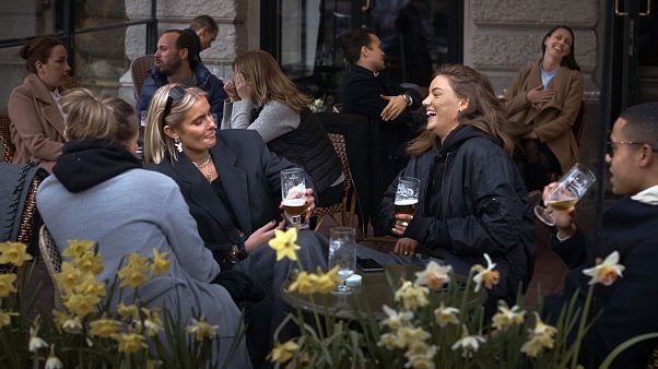 Riaperti i confini anche in Europa del nord ma la Svezia resta isolata Riaperti i confini anche in Europa del nord ma la Svezia resta isolata