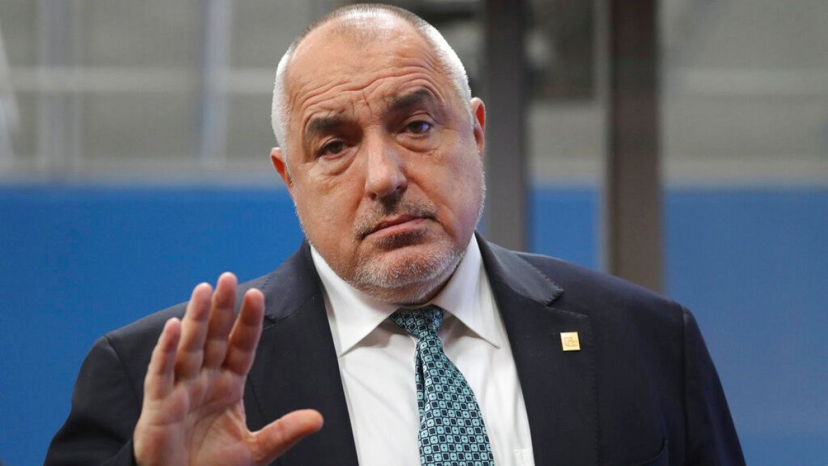 Bulgaristan Başbakanı Borisov, Covid 19 salgını nedeniyle mali yardım isteyen şirketlere lüks otomobillerini satmaları çağrısında bulundu.