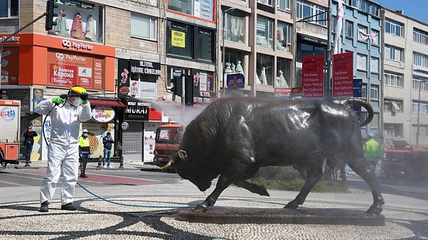 IMF: Türkiye ekonomisi önce yüzde 5 küçülecek sonra yüzde 5 büyüyecek IMF: Türkiye ekonomisi önce yüzde 5 küçülecek sonra yüzde 5 büyüyecek