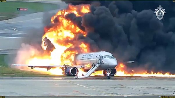 Dramatic video of deadly Sheremetyevo plane fire Dramatic video of deadly Sheremetyevo plane fire