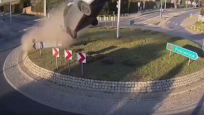 ΒΙΝΤΕΟ: Ο ¨"Ιπτάμενος Πολωνός" - Το αμάξι του "απογειώθηκε"!