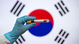Güney Kore'de iyileştikten sonra yeniden pozitif çıkan Covid-19 hastalarının sayısı 141'e çıktı.