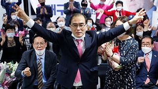 دیپلمات ارشد پیشین کره شمالی در انتخابات کره جنوبی پیروز  شد