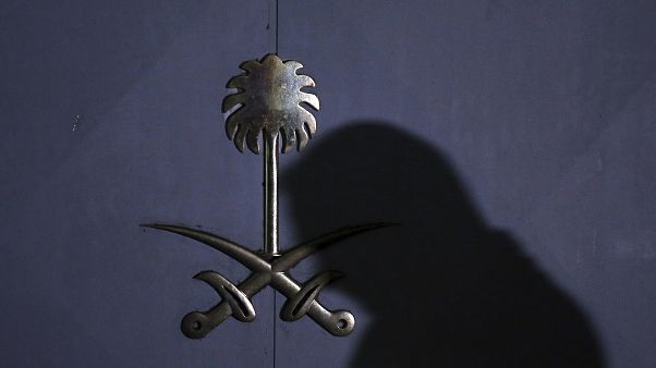 Suudi Arabistan'da İspanyol dansçıları bıçaklayan Yemenli saldırgan idam edildi Suudi Arabistan'da İspanyol dansçıları bıçaklayan Yemenli saldırgan idam edildi
