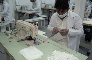 Coping with Covid 19 : how cargo companies and big brands are adapting to the coronavirus