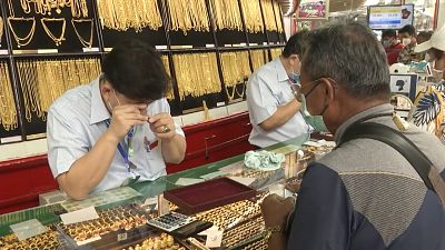  بازار داغ طلافروشان تایلند در روزهای شیوع کرونا 