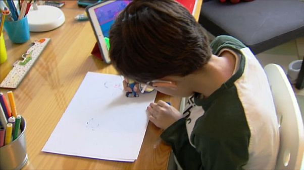 Obesidad, estrés... España se inquieta por la salud de sus niños confinados Obesidad, estrés... España se inquieta por la salud de sus niños confinados