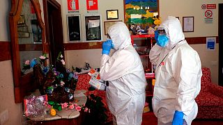 إيطاليا تفتح تحقيقاً في وفيات دار مسنين يشتبه أنها نجمت عن فيروس كورونا