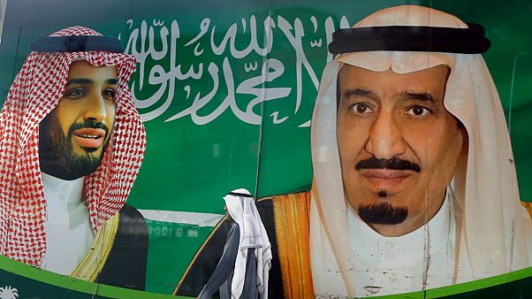 السعودية نيوز |
أميرة سعودية معتقلة تناشد عمها الملك وولي عهده إطلاق سراحها بعد تدهور صحتها
السعودية نيوز |
أميرة سعودية معتقلة تناشد عمها الملك وولي عهده إطلاق سراحها بعد تدهور صحتها