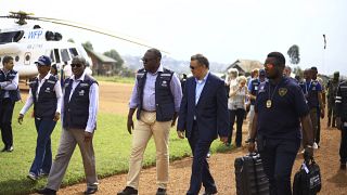 المدير العام لمنظمة الصحة العالمية تيدروس أدهانوم غيبريسوس خلال جولة قام بها إلى جمهورية الكونغو الديمقراطية 