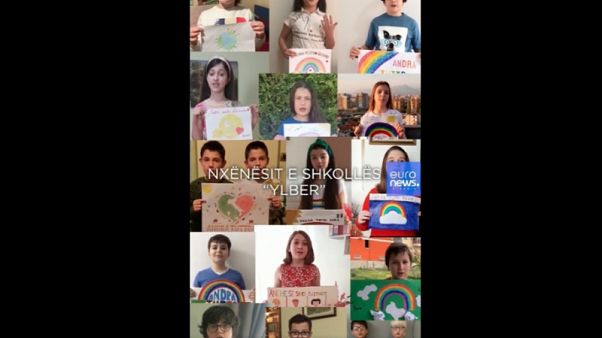 "Il mondo cambierà", gli studenti albanesi danno coraggio ai bambini italiani "Il mondo cambierà", gli studenti albanesi danno coraggio ai bambini italiani