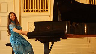 Piyanonun 'harika çocuğu' İlyun Bürkev salgına karşı müzikle umut verecek