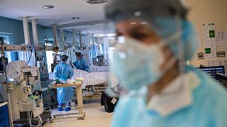 В Испании от коронавируса умерло более 20 тысяч человек