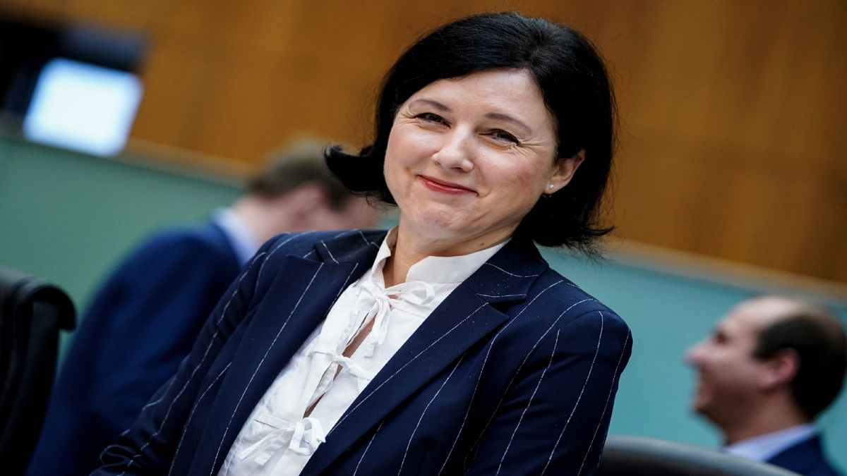 نائبة رئيسة المفوضية الأوروبية، فيرا جوروفا