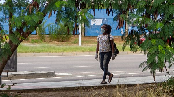 Países africanos endurecem medidas contra a Covid-19 Países africanos endurecem medidas contra a Covid-19