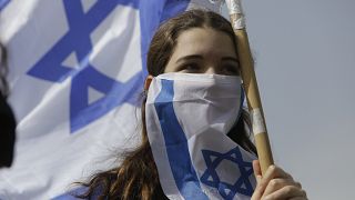 İsrail Başbakanı Binyamin Netanyahu karşıtı bir gösterici