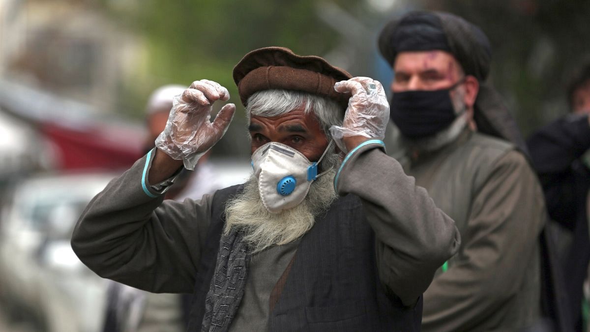 ابتلای ۲۰ کارمند ارگ کابل به کرونا؛ شمار مبتلایان افغانستان از هزار نفر گذشت