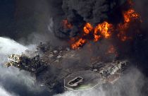 La plateforme Deepwater Horizon ravagée par les flammes, le 21 avril 2010