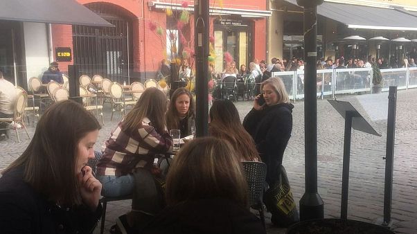 Coronavirus in Svezia: una giornata nei bar di Malmö per scoprire se la vita va avanti normalmente Coronavirus in Svezia: una giornata nei bar di Malmö per scoprire se la vita va avanti normalmente
