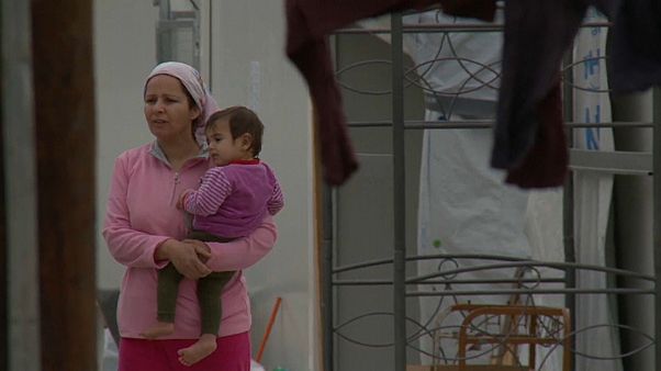 Flüchtlingsunterkunft in Griechenland unter Corona-Quarantäne Flüchtlingsunterkunft in Griechenland unter Corona-Quarantäne