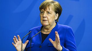 Almanya Başbakanı Merkel: Karantinayı gevşetiyoruz ancak 'dikkatli ve disiplinli' olmalıyız