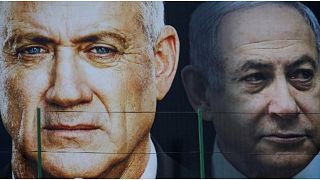 نتنياهو وخصمه بني غانتس يتّفقان على تشكيل حكومة وحدة في إسرائيل