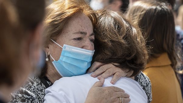 Fatalidades sobem mas esperança em Espanha é grande Fatalidades sobem mas esperança em Espanha é grande