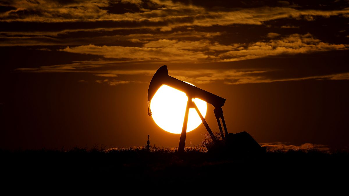 Как падение цены на нефть скажется на России? 