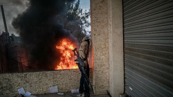 Libya Ulusal Mutabakat Hükümeti'ne bağlı bir savaşçı. Trablus Libya Ulusal Mutabakat Hükümeti'ne bağlı bir savaşçı. Trablus