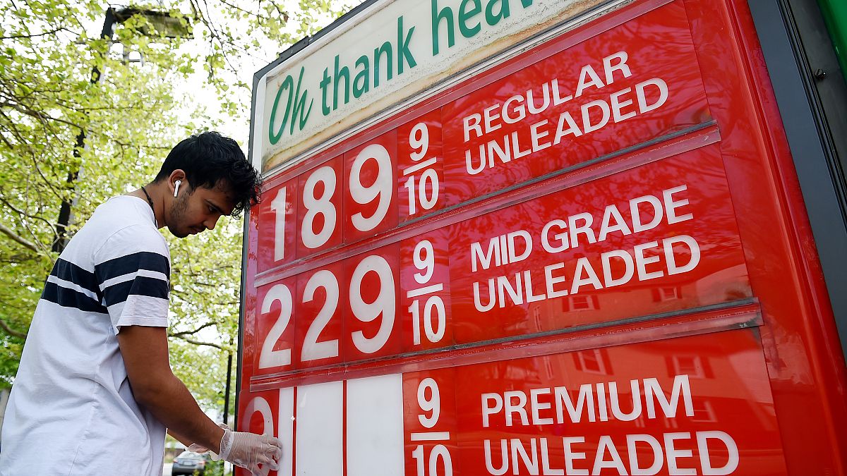 ماذا يعني أن يكون سعر النفط سلبياً؟