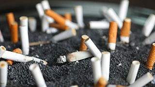 Archives : mégots de cigarette dans un cendrier à New York (USA), le28/03/2019