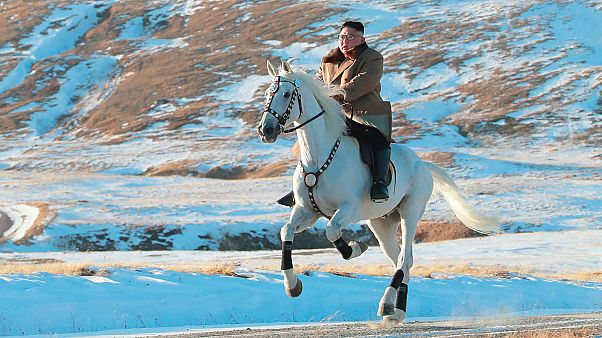Észak-Korea által kiadott hivatalos fotó – keltezés nélkül Észak-Korea által kiadott hivatalos fotó – keltezés nélkül
