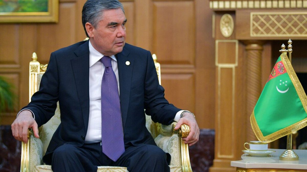 Resmi olarak Covid-19 vakası görülmeyen Türkmenistan: Bizde yok saklamıyoruz 