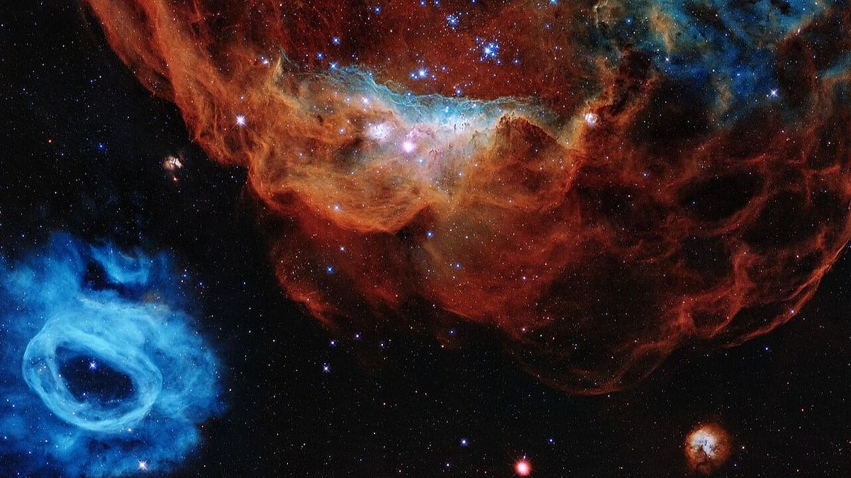 Hubble released this image of two nebulas for its 30th birthday