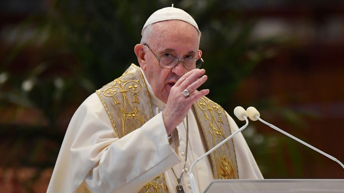 البابا فرانسيس يوجه نداءّ خاصاً للصلاة من أجل العاملين بدور الجنازات