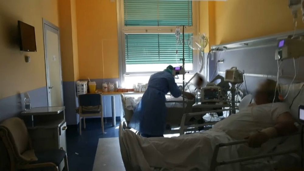 Covid-19 : plus de 20 000 morts au Royaume-Uni, une vaste campagne de tests sérologiques en Italie