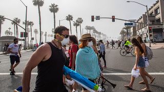 Amerikaner zieht's an den Strand: Pack die Badehose (und die Schutzmaske) ein